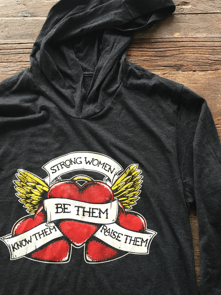 T-shirt - The Strong Women Hoodie