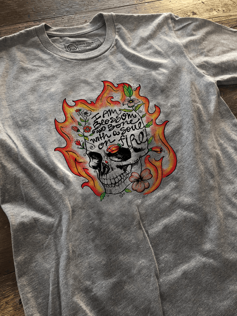 T-shirt - Blossom And Bone - Unisex