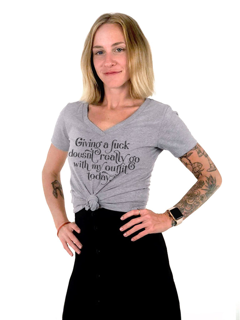 T-shirt - Doesn't Really Go - Womens Vneck - Heather Gray