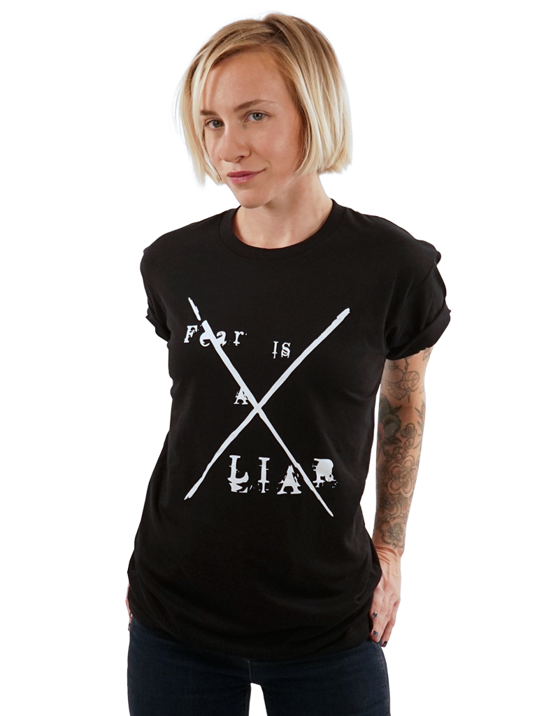 T-shirt - Fear Is A Liar - Tee - Unisex