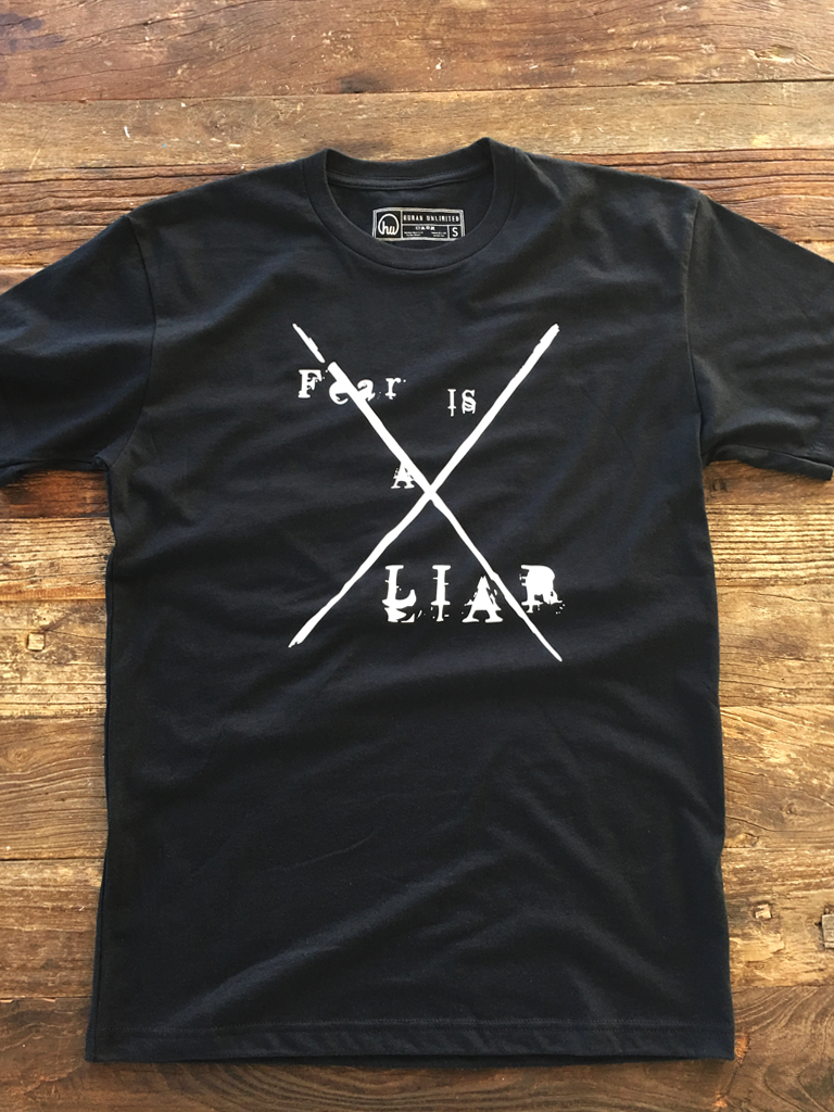 T-shirt - Fear Is A Liar - Tee - Unisex