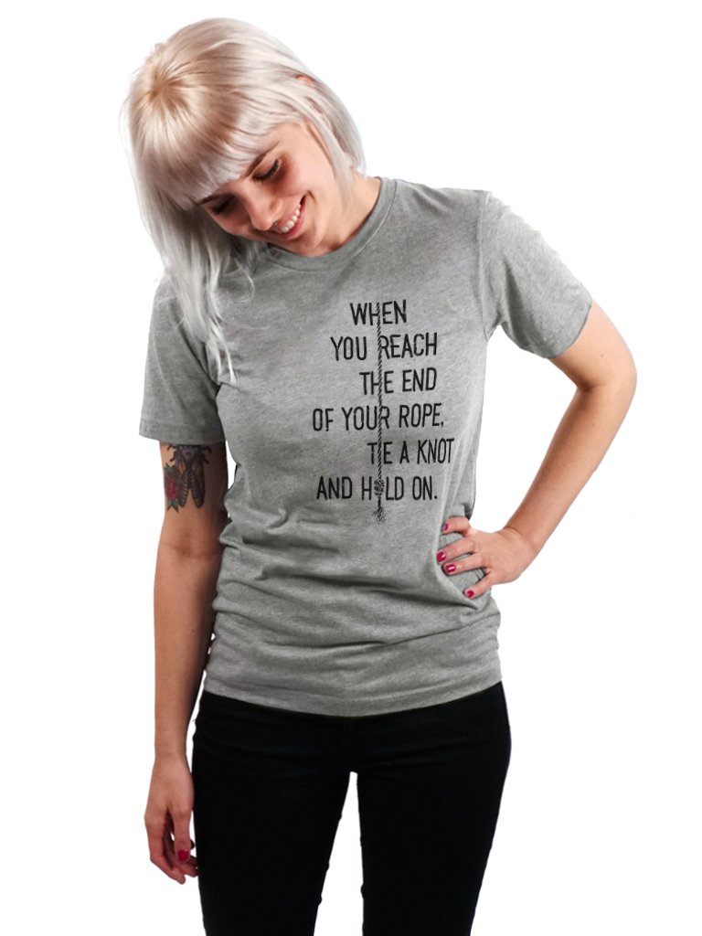 T-shirt - Hold On - Unisex