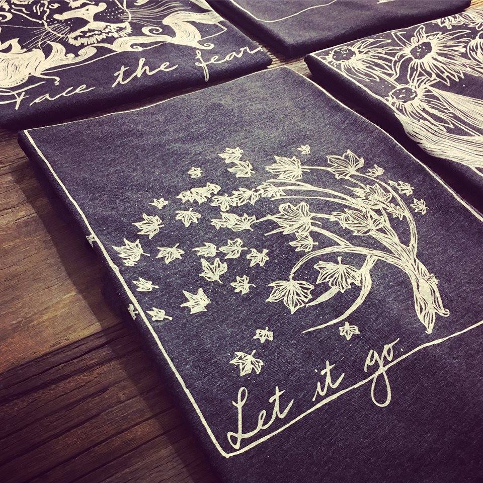 T-shirt - Let It Go - Unisex