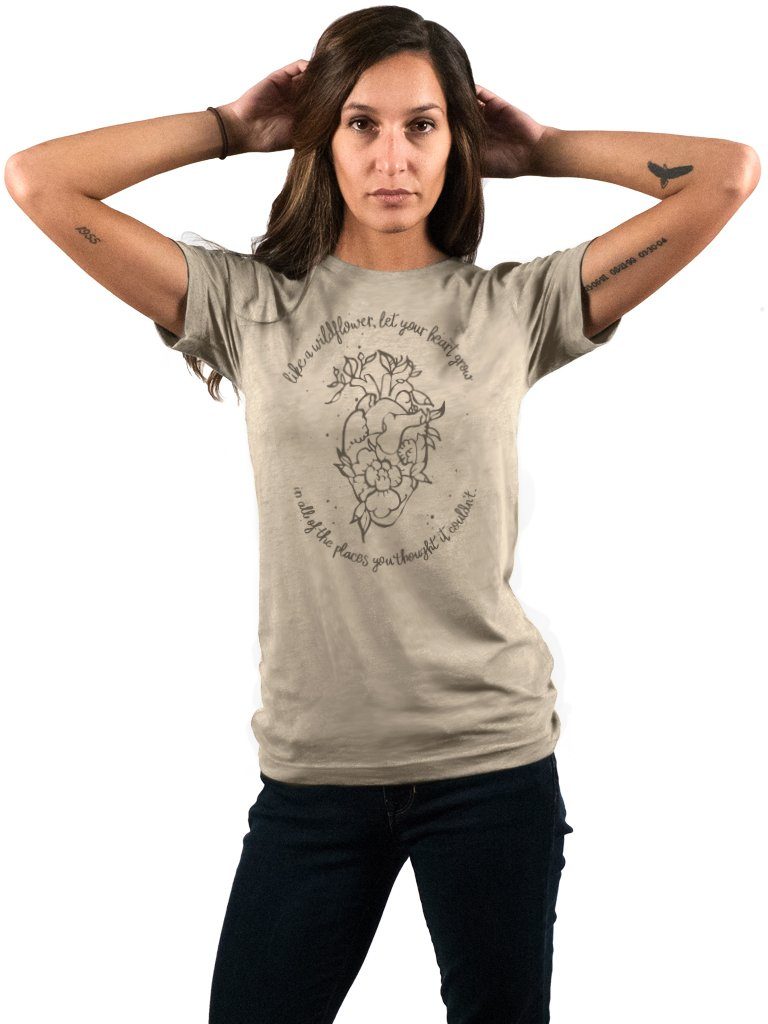 T-shirt - Like A Wildflower - Unisex