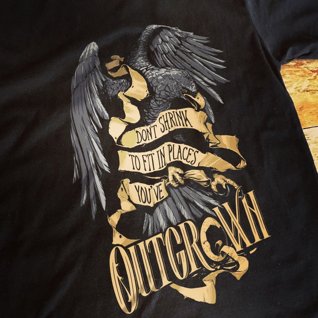 T-shirt-m - Don't Shrink To Fit In Places You've Outgrown - Unisex