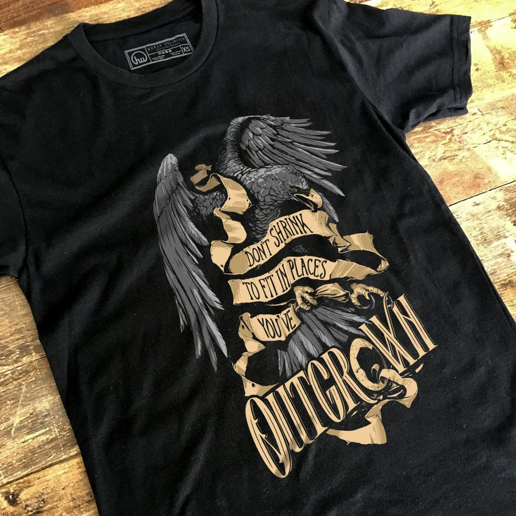 T-shirt-m - Don't Shrink To Fit In Places You've Outgrown - Unisex