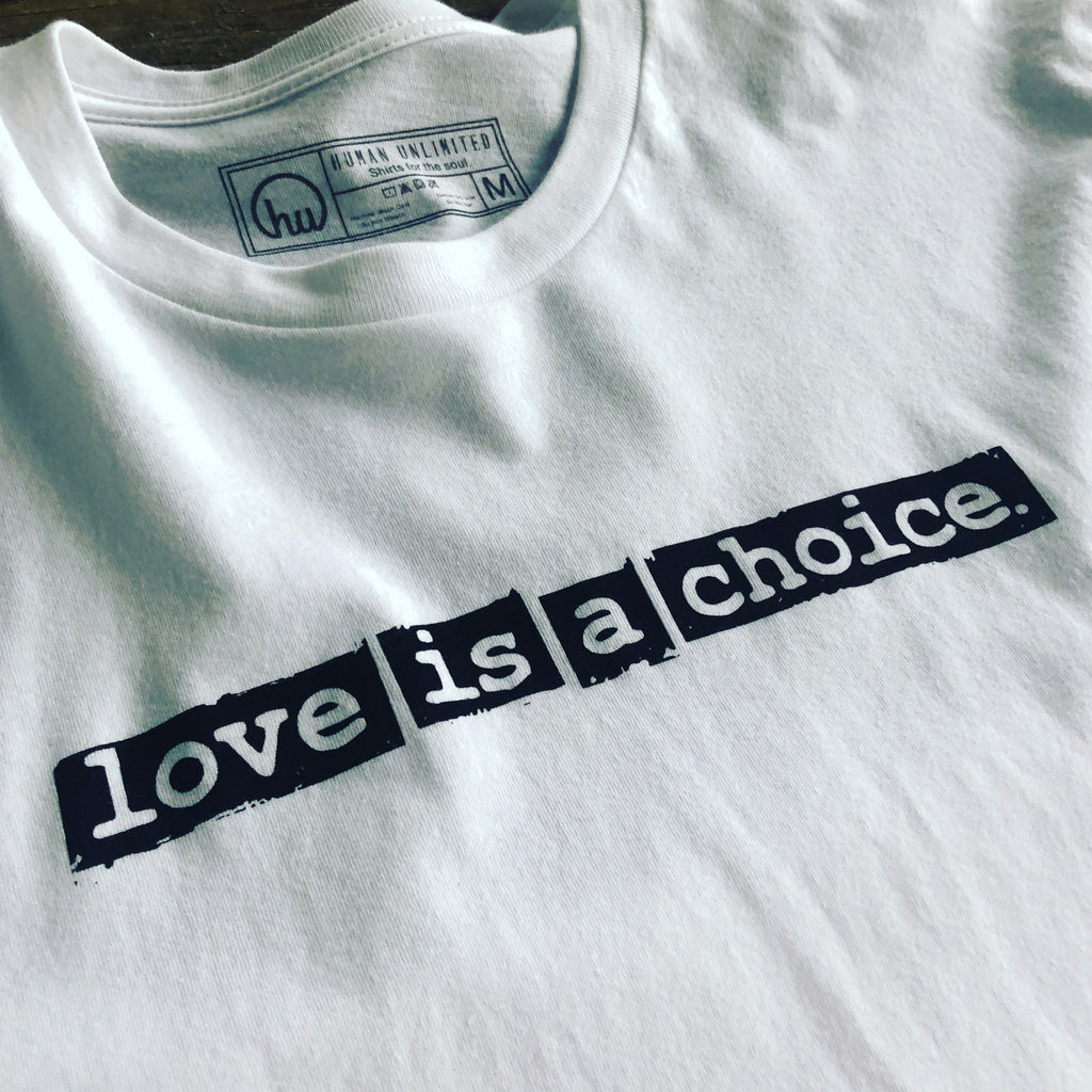 T-shirt-m - Love Is A Choice - Unisex