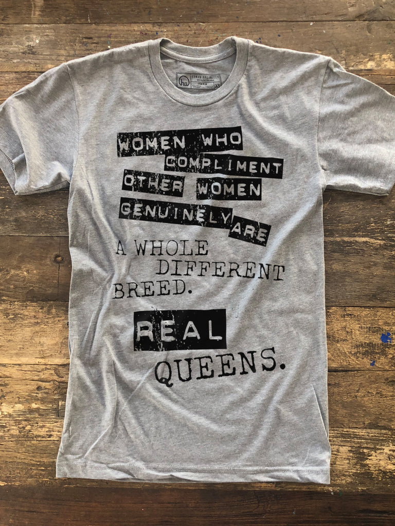 T-shirt - Real Queens - Unisex