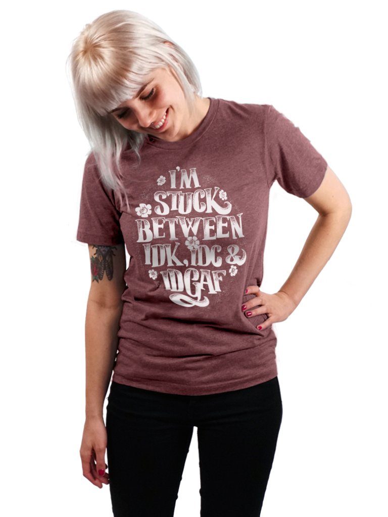T-shirt - Stuck Between - Unisex