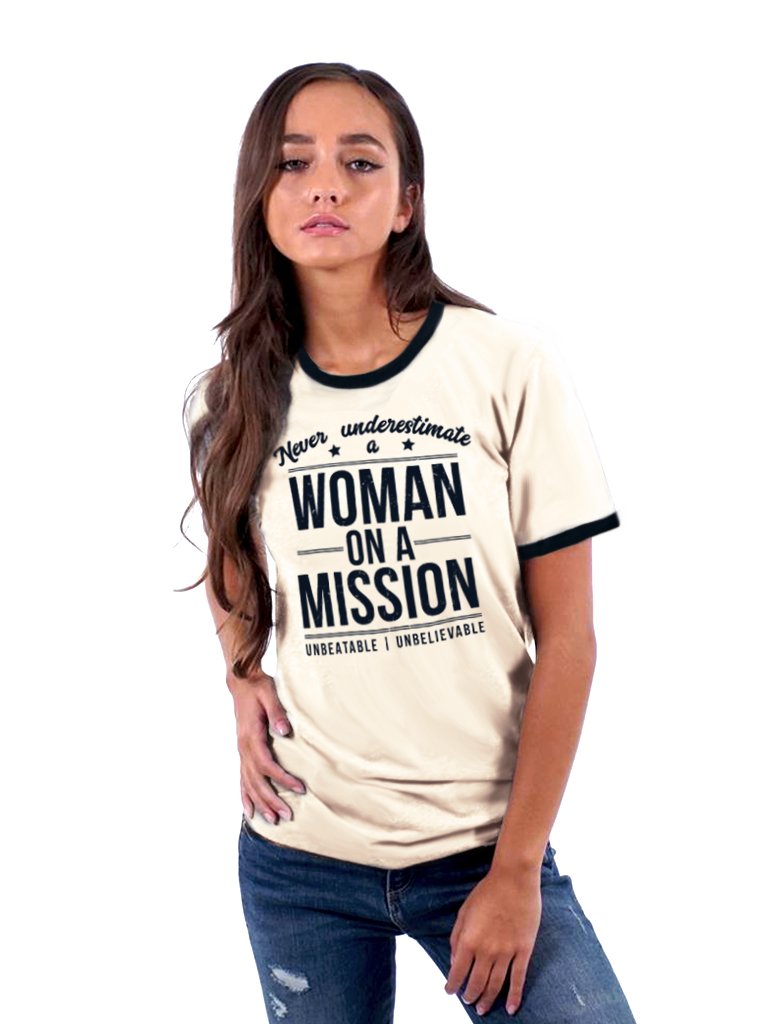 T-shirt - Woman On A Mission - Unisex